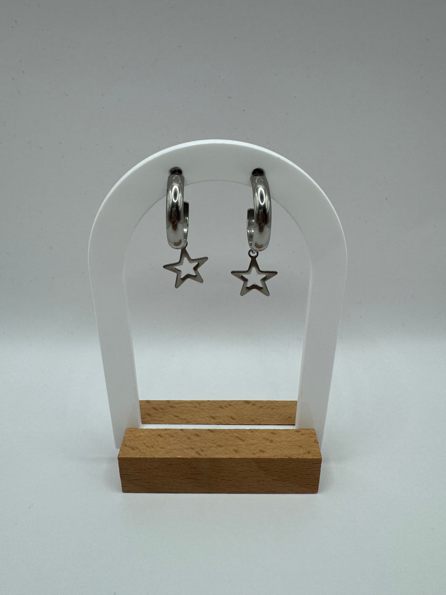 Hollow Star Fashion Earrings