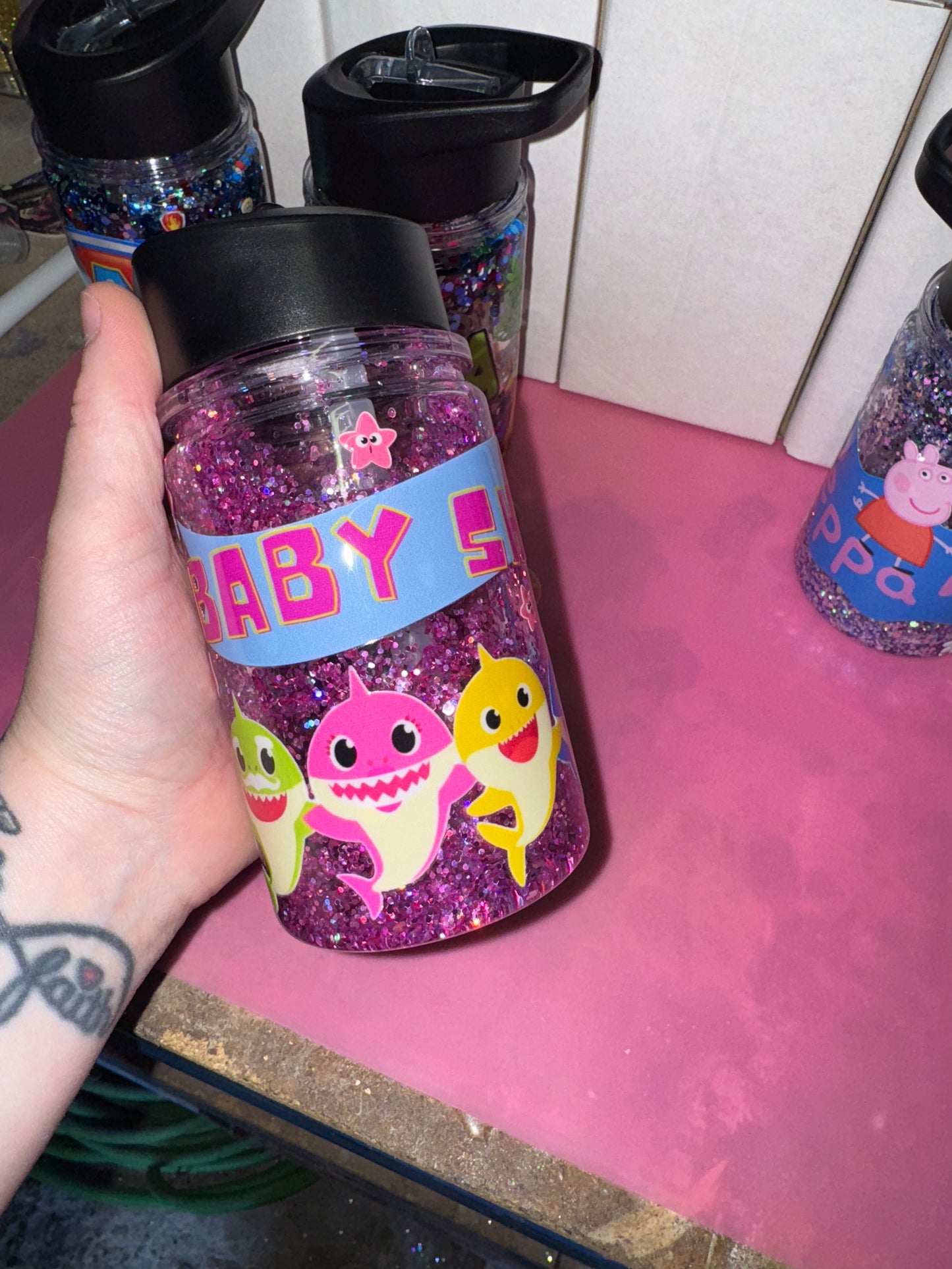 Baby Shark 10oz Plastic Snowglobe Bottle