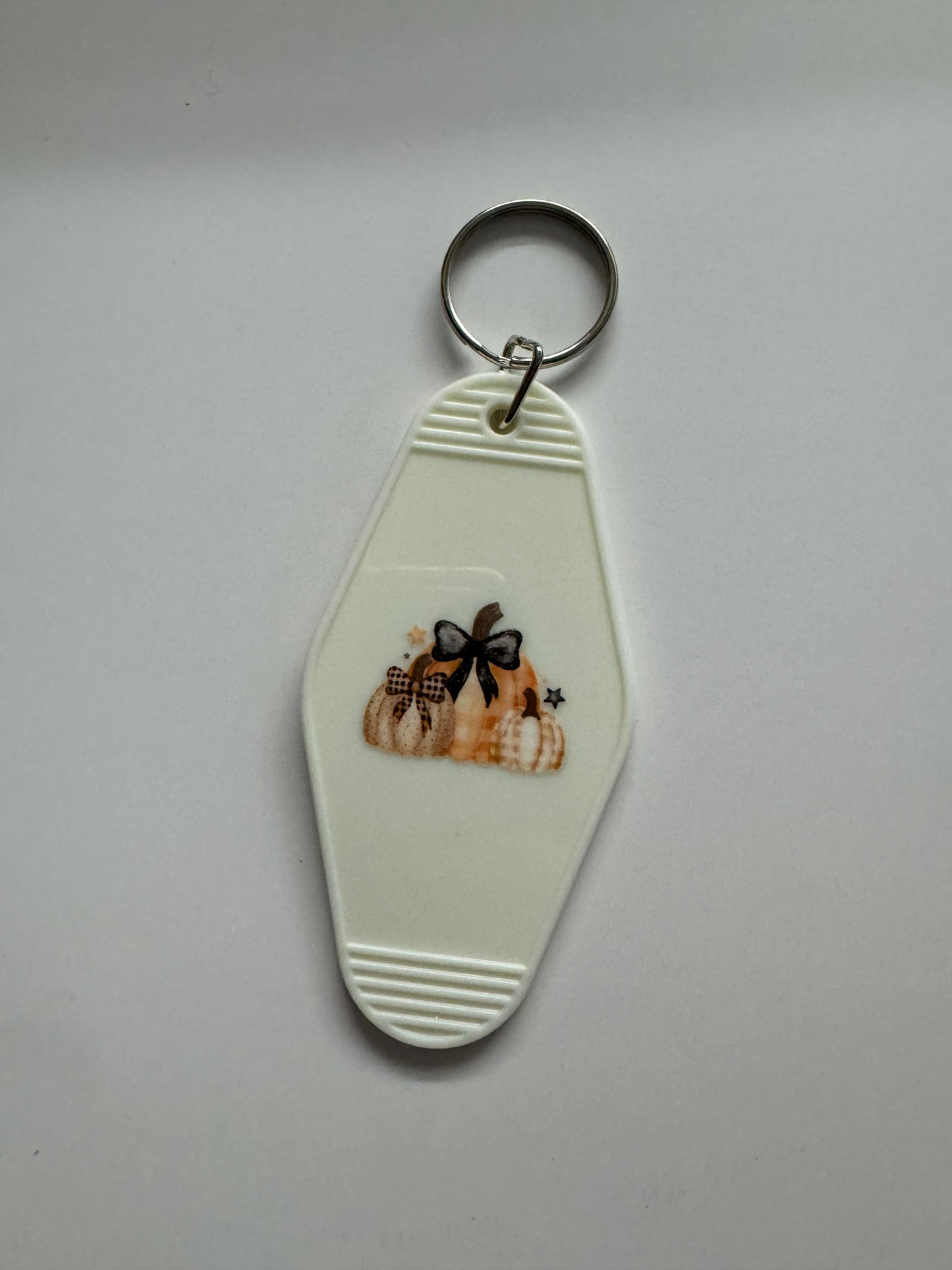 Pumpkins + Bows Motel Keyring